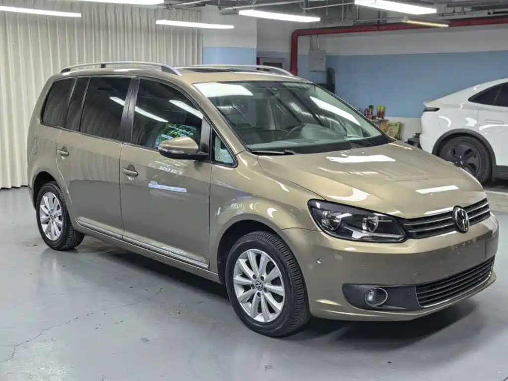 Volkswagen Touran — миниатюра 3