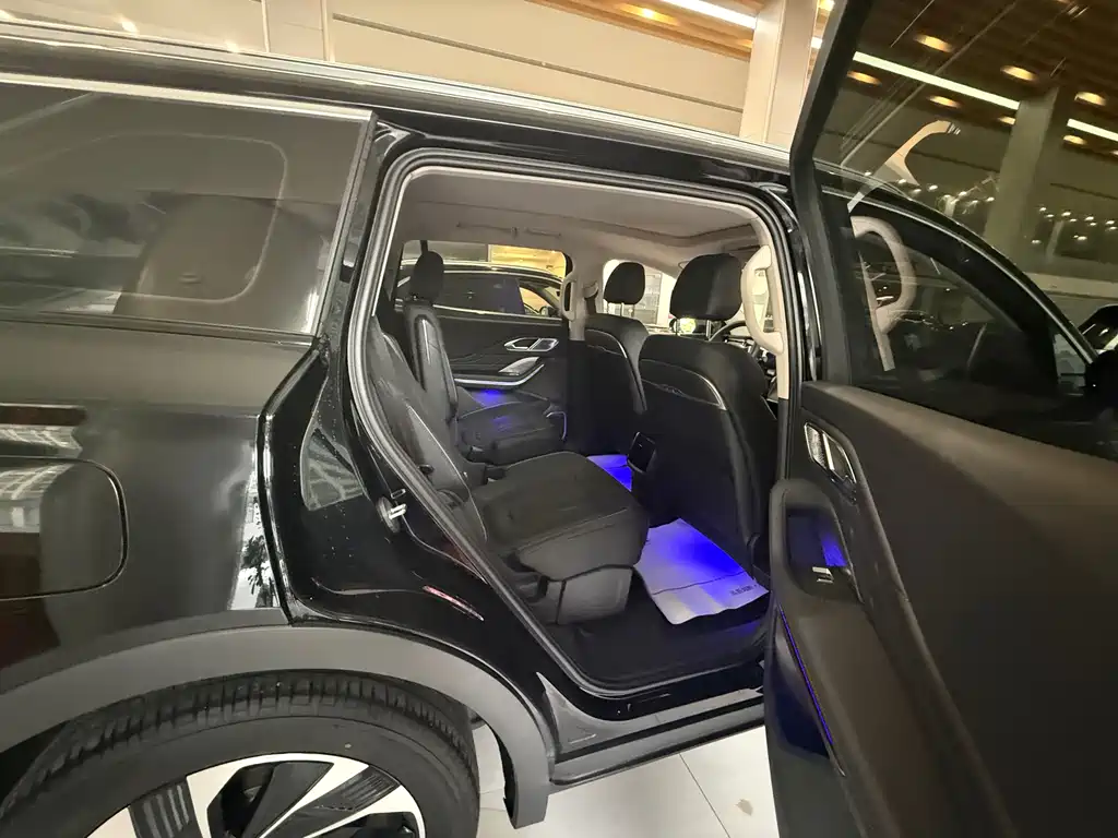 Hongqi HONGQI HS7 PHEV