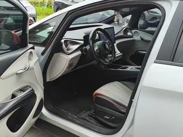 BYD Dolphin — миниатюра 2