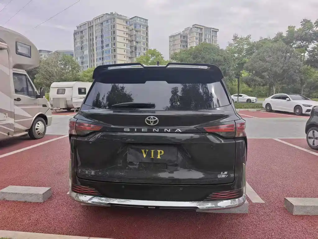 Toyota Sienna 2024 2.5L Comfort