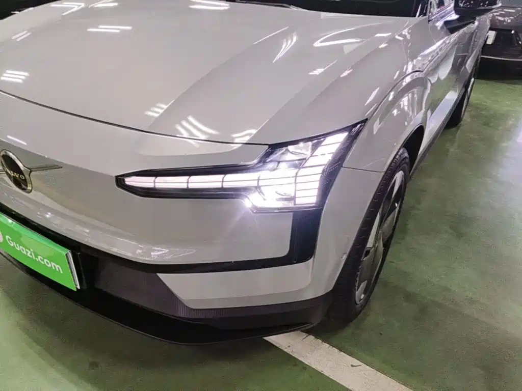 Volvo EX30 — миниатюра 24