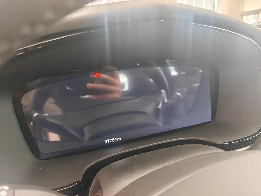 Cadillac XT6 2025 2.0T мест Luxury Executive