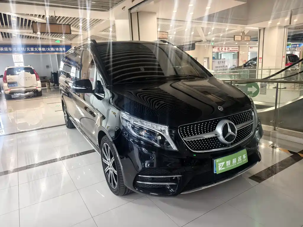 Mercedes-Benz V-Class V 2021 V 260 L Luxury