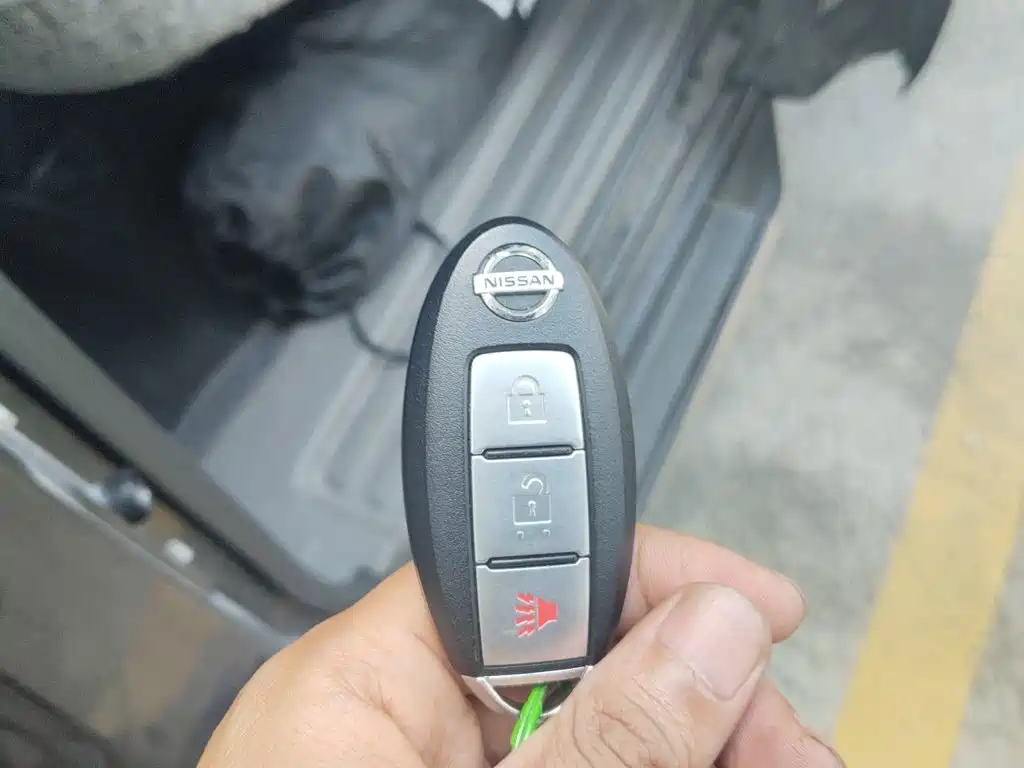 Nissan NV200 — миниатюра 9