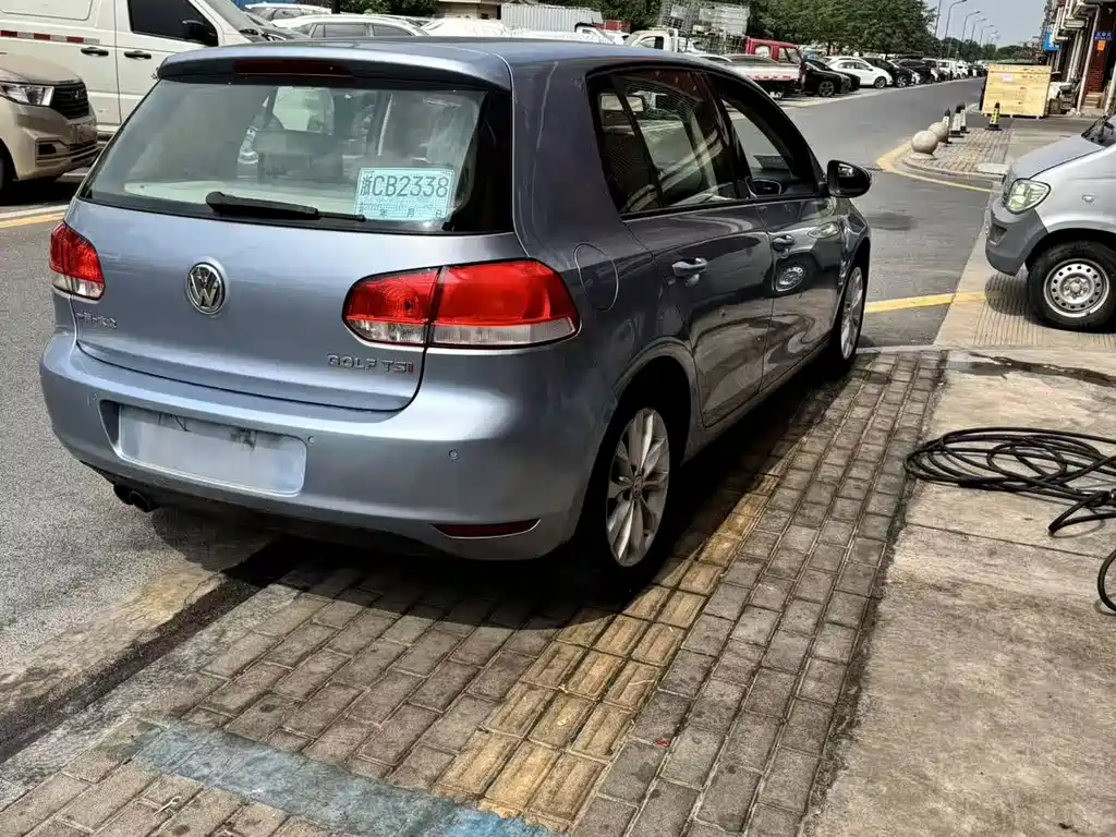 Volkswagen Golf — миниатюра 6