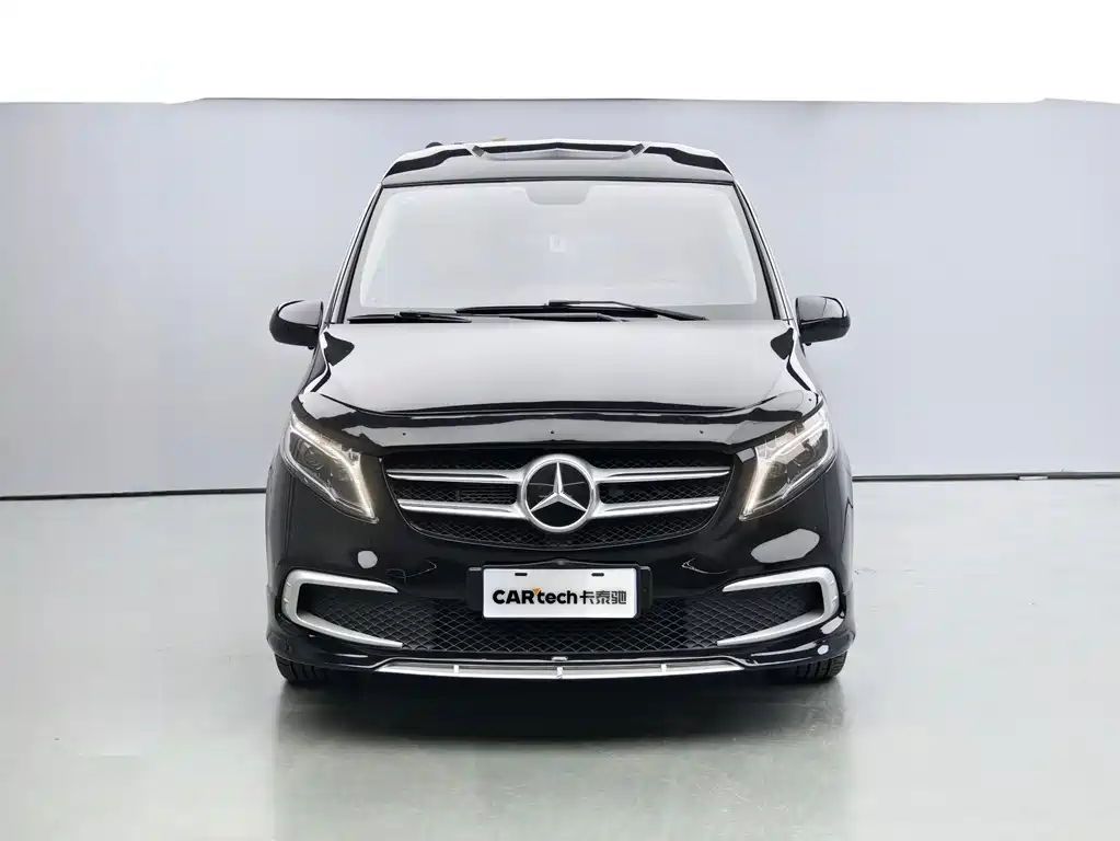 Mercedes-Benz Vito 2021 2.0T 7 мест