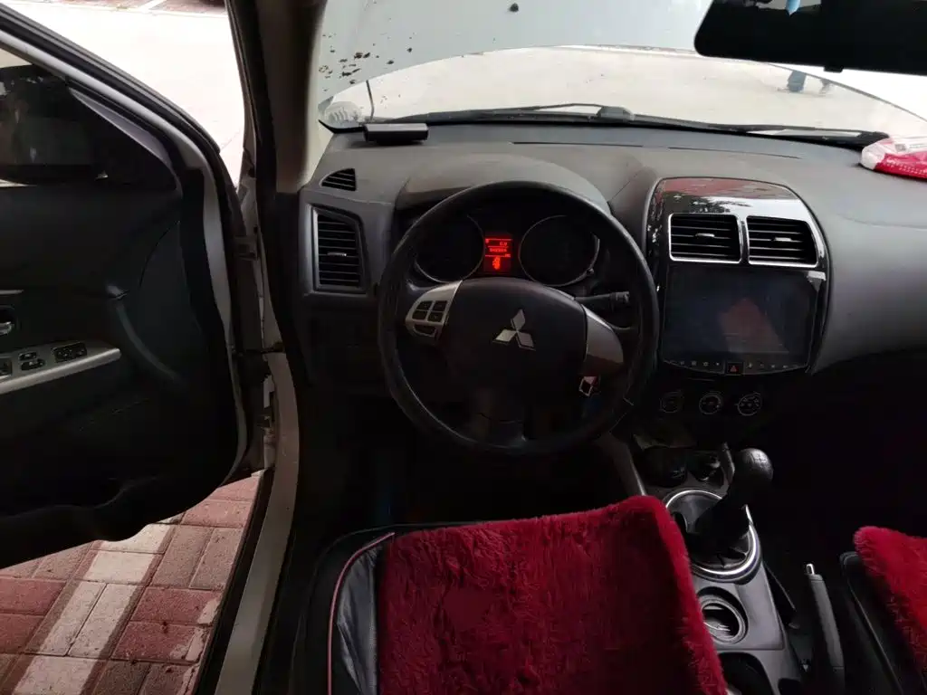 Mitsubishi ASX — миниатюра 6