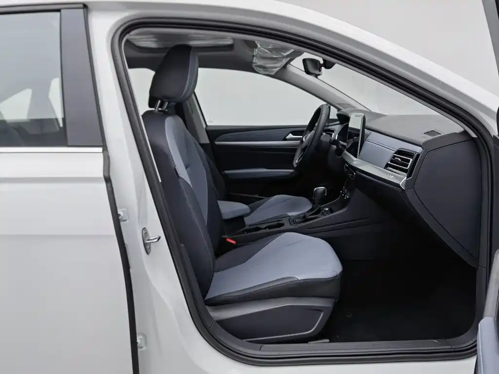Volkswagen Lavida — миниатюра 23