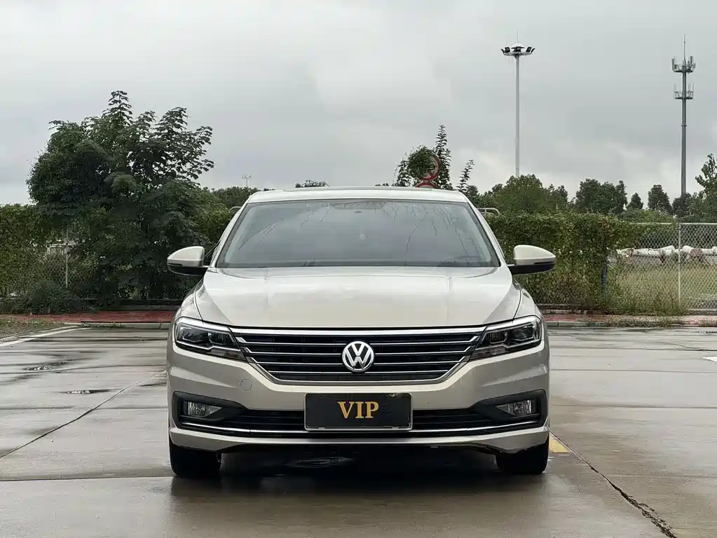 Volkswagen Lavida — миниатюра 6