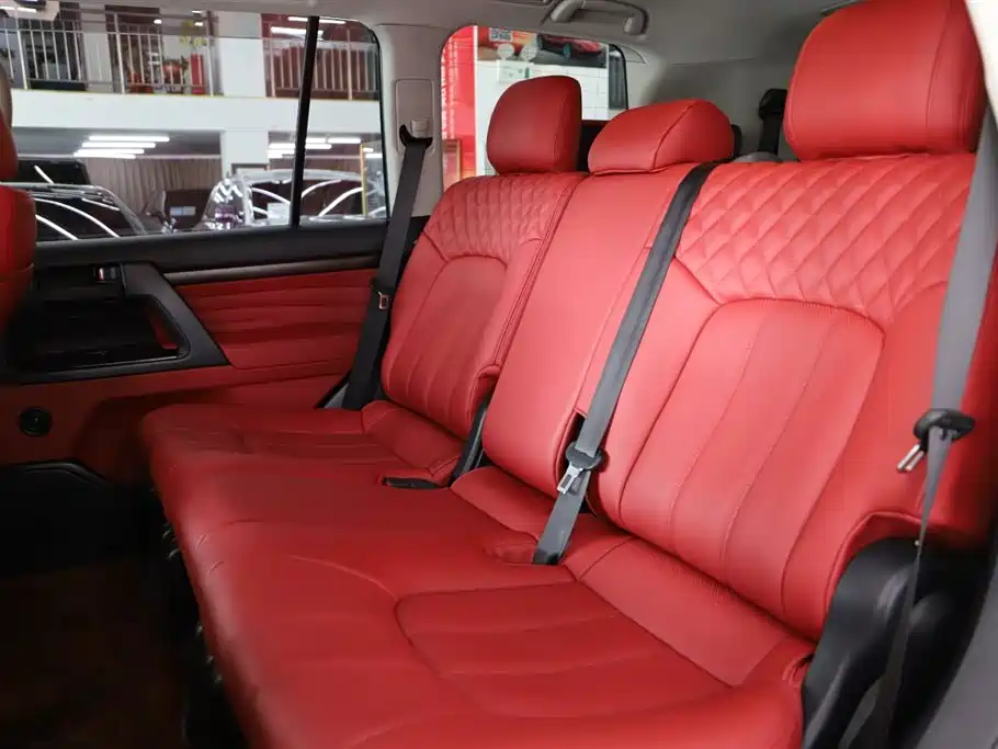 Toyota Land Cruiser 2018 4.6L AT