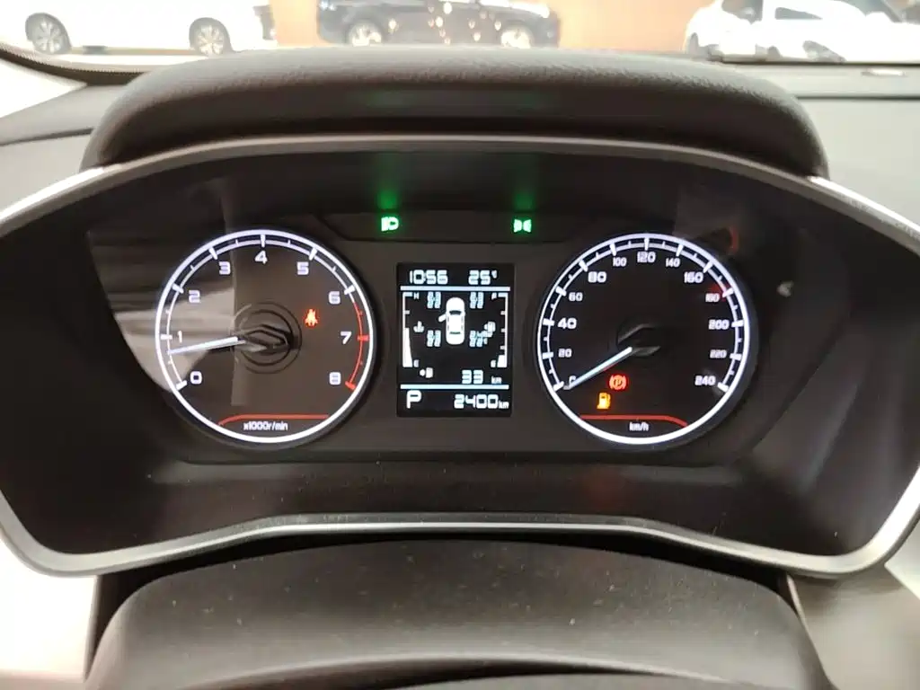 Geely Binyue — миниатюра 12