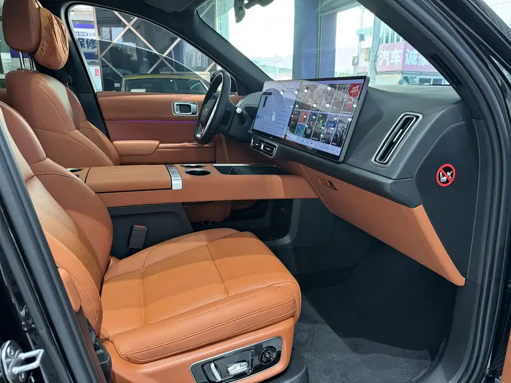 Li Auto Li L8 — миниатюра 11