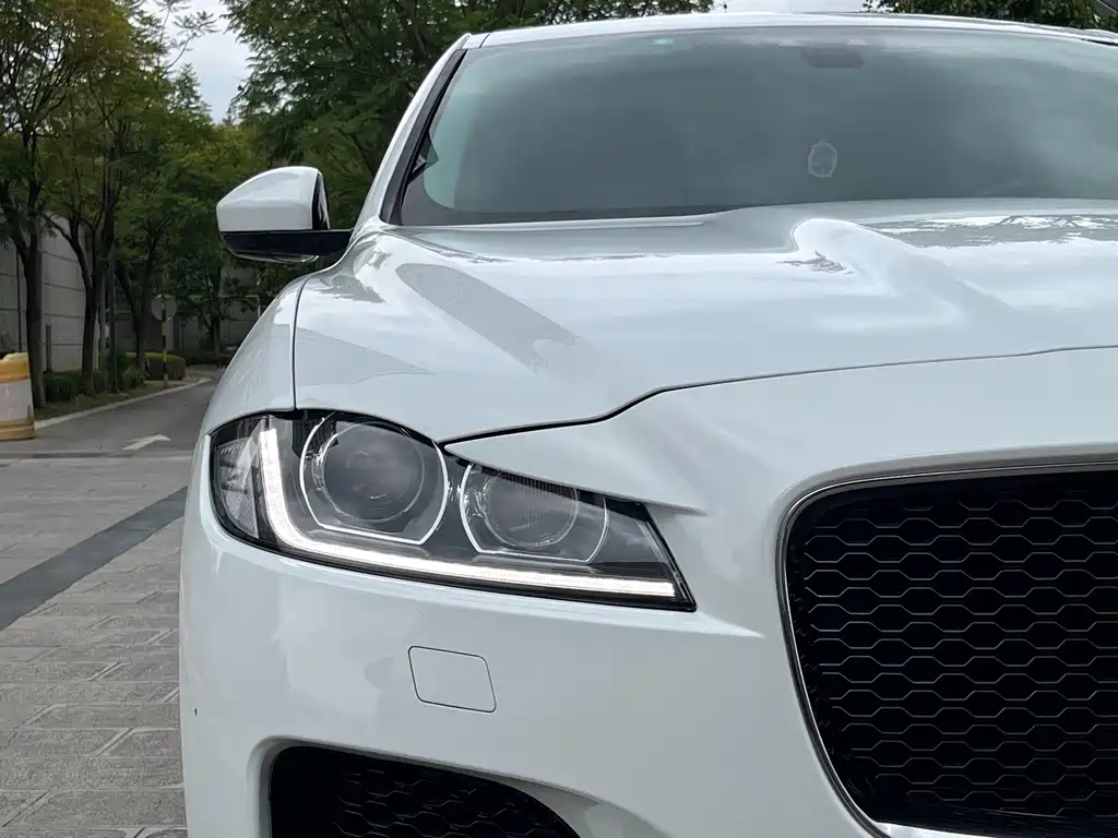 Jaguar F-PACE — миниатюра 25