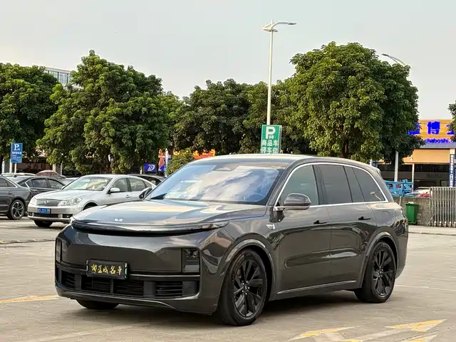 IDEAL CAR IDEAL L8 2023