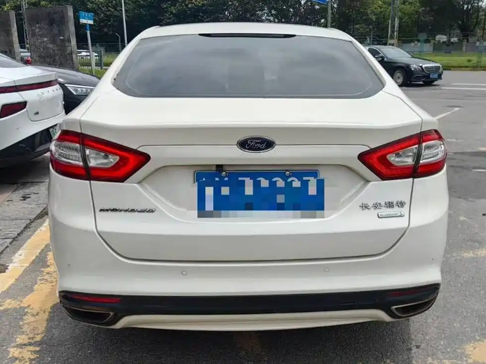 Ford Mondeo — миниатюра 4