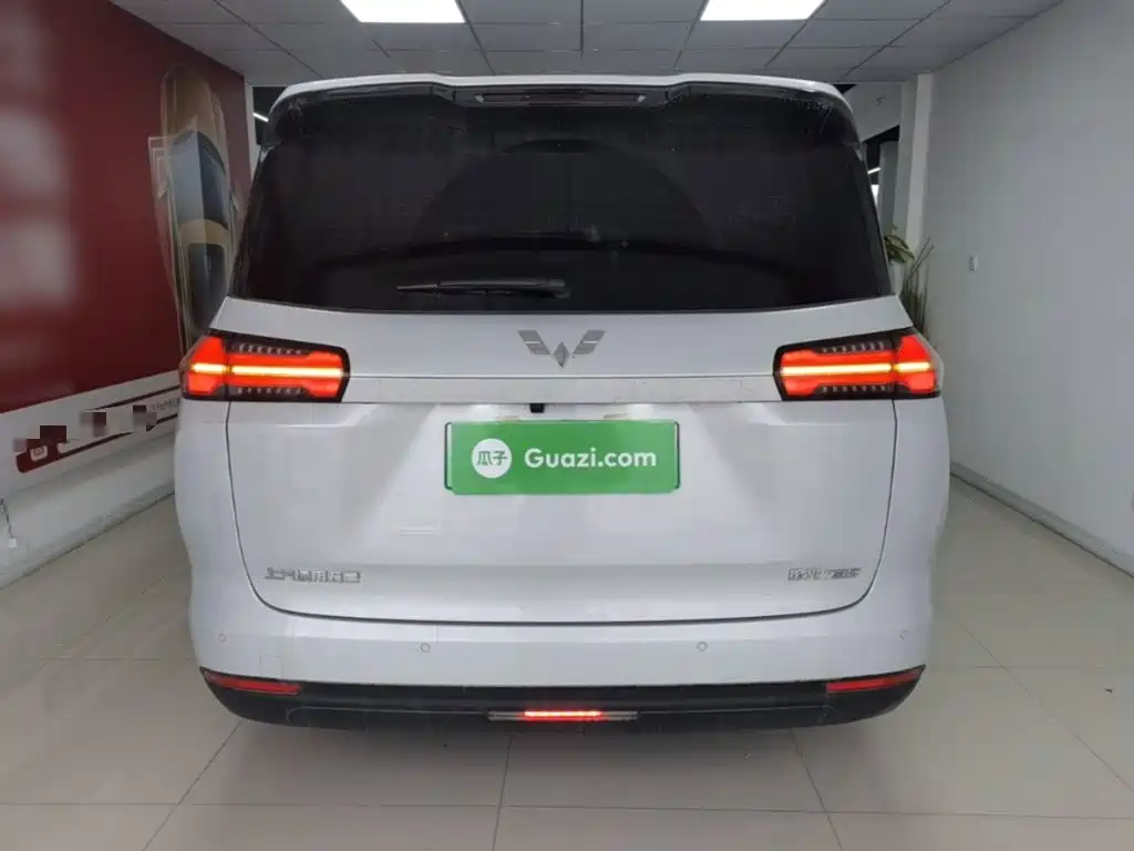 Wuling Xingguang 730 New Energy — миниатюра 6