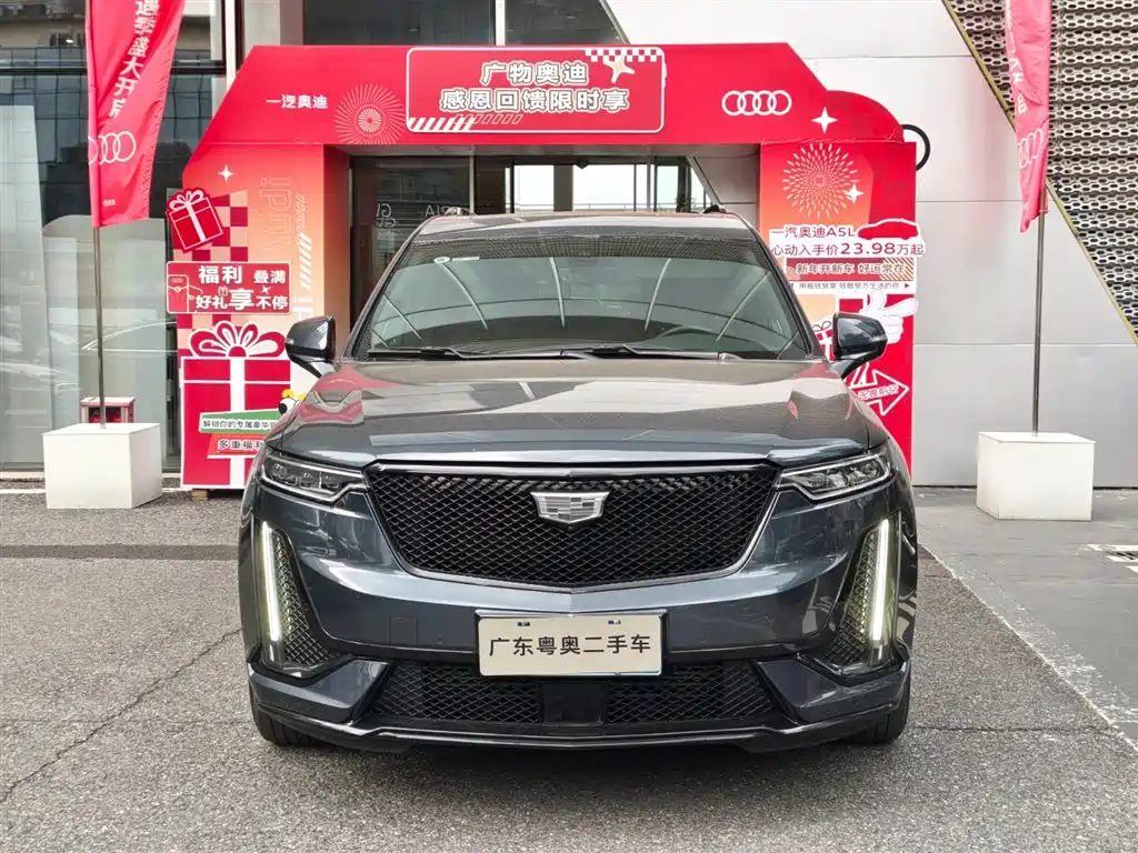 Cadillac XT6 2025 2.0T мест Luxury Executive