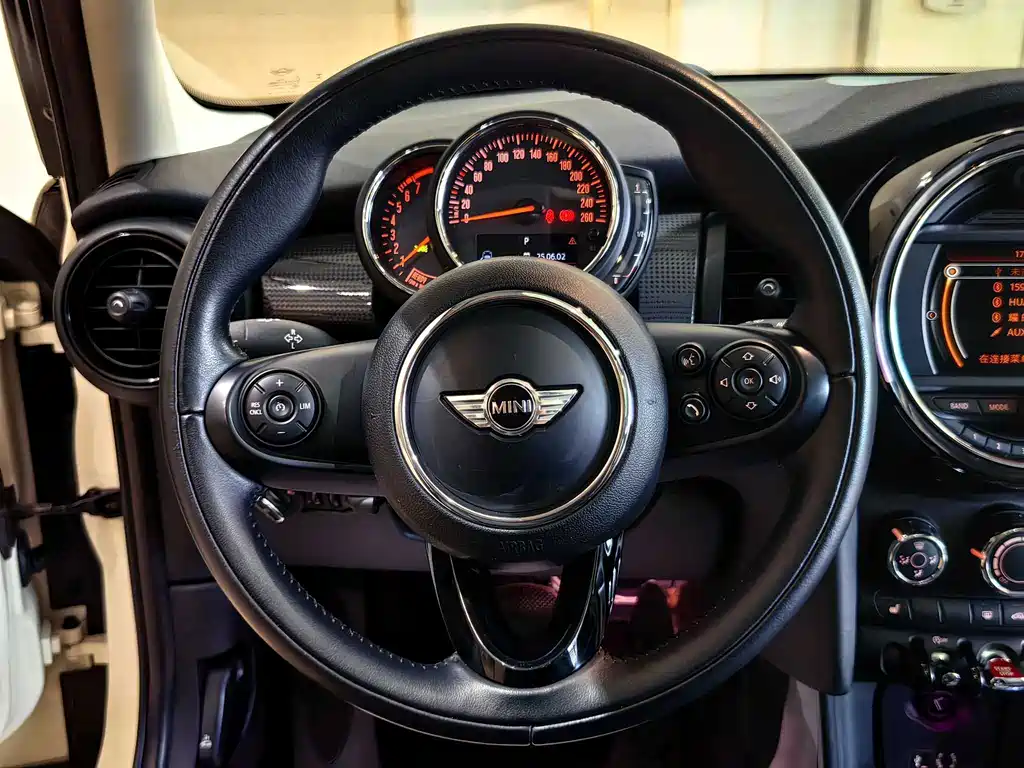 MINI Mini — миниатюра 8