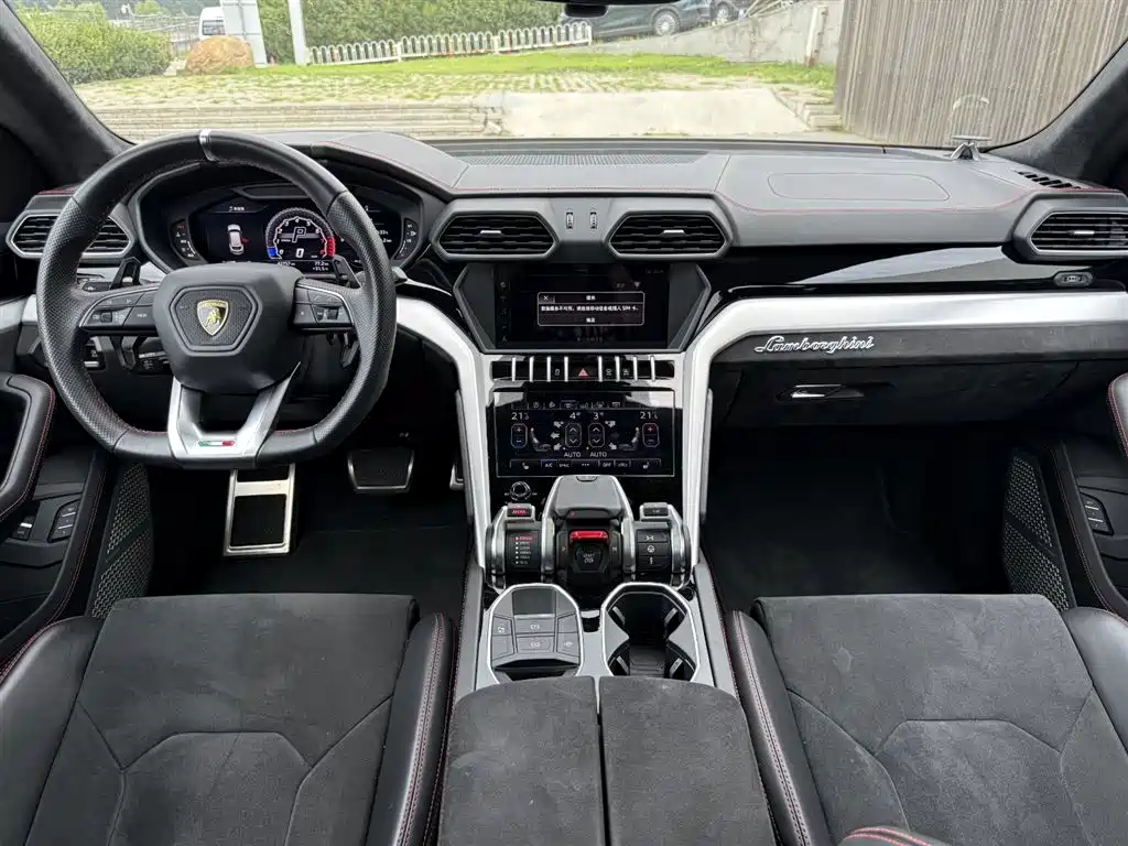 Lamborghini Urus — фотографии объявления, Фото 34