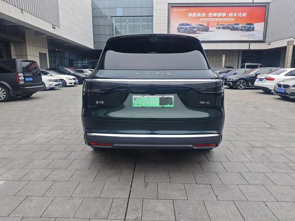 Aito M8 2025 Max+ 53.4kWh 6 мест (192 )