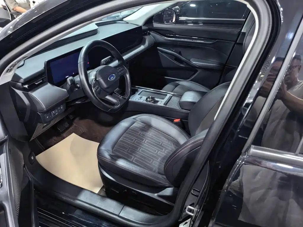 Ford Mondeo — миниатюра 4