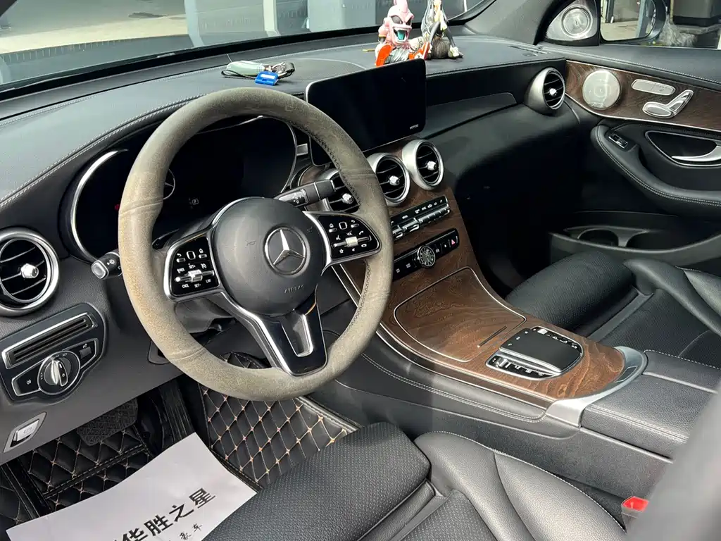 Mercedes-Benz GLC — миниатюра 6