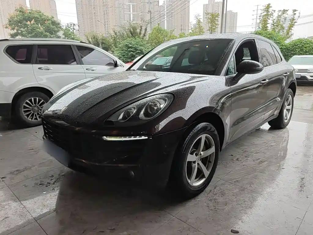 Porsche Macan — миниатюра 2