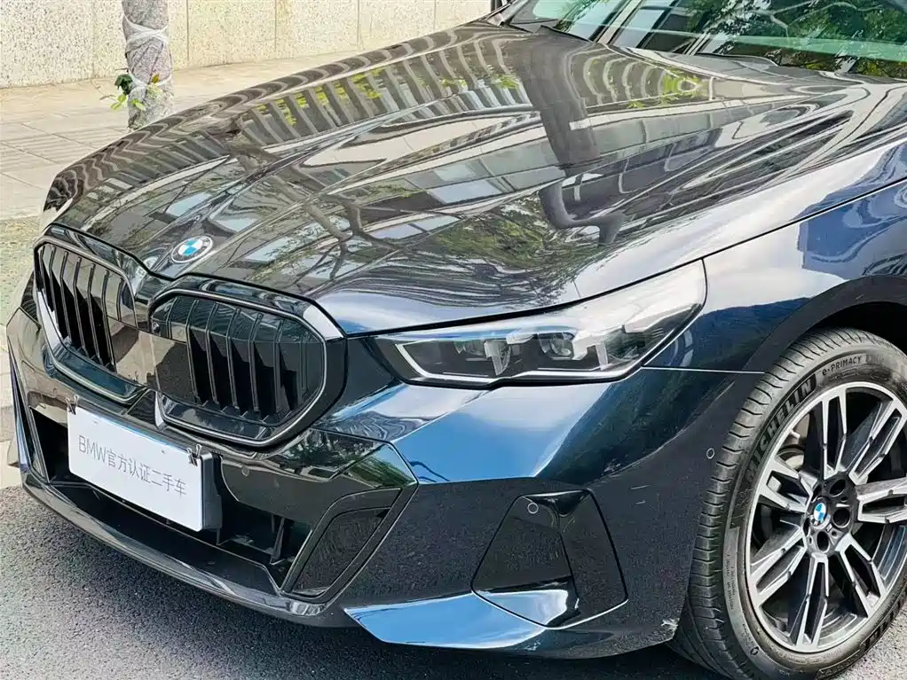 BMW 5 Series 5 2025 530Li Lead M Sport