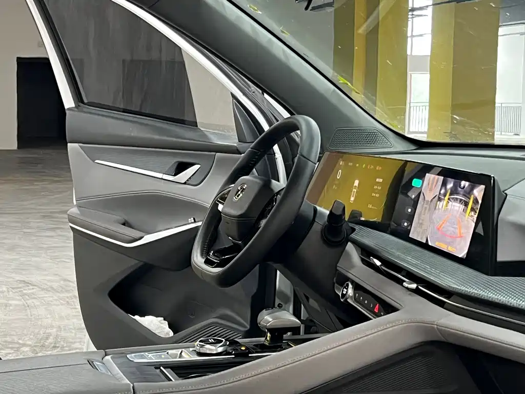 Changan CS75PLUS 2023 — фото 8