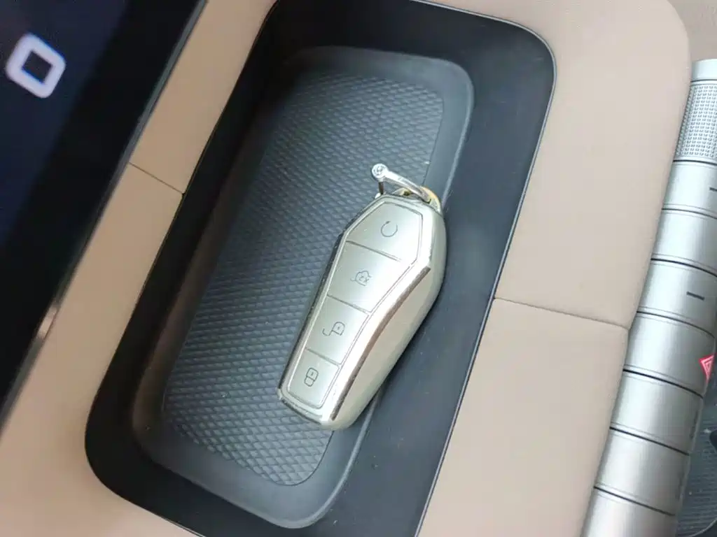 BYD Dolphin — миниатюра 9