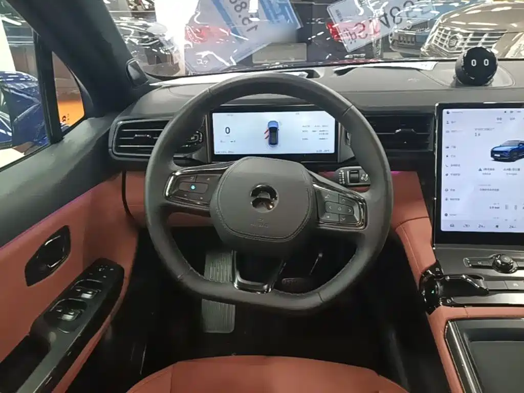 NIO EC6 — миниатюра 11