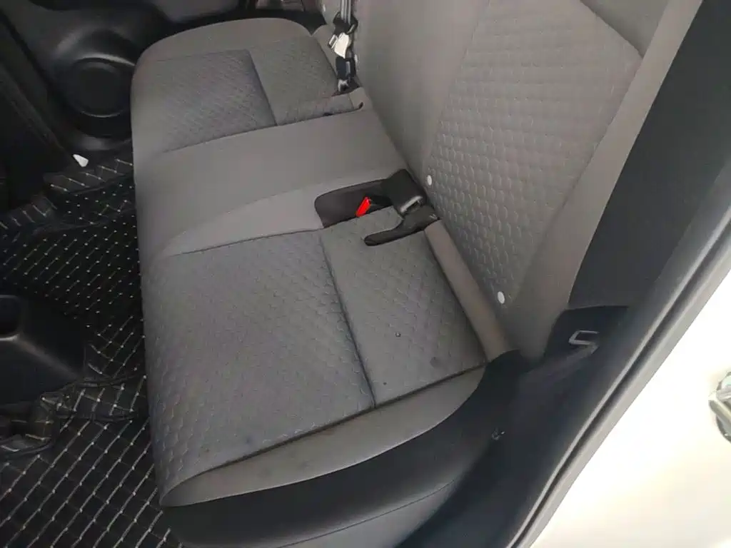 Honda Fit — миниатюра 17
