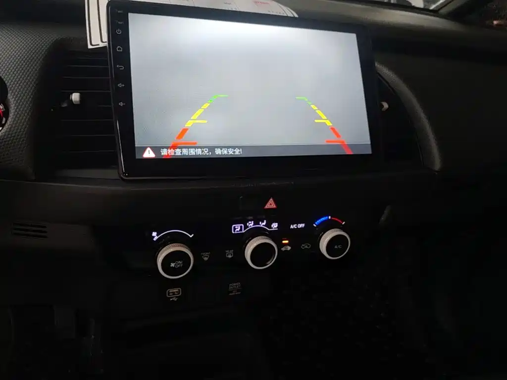 Honda Fit — миниатюра 13