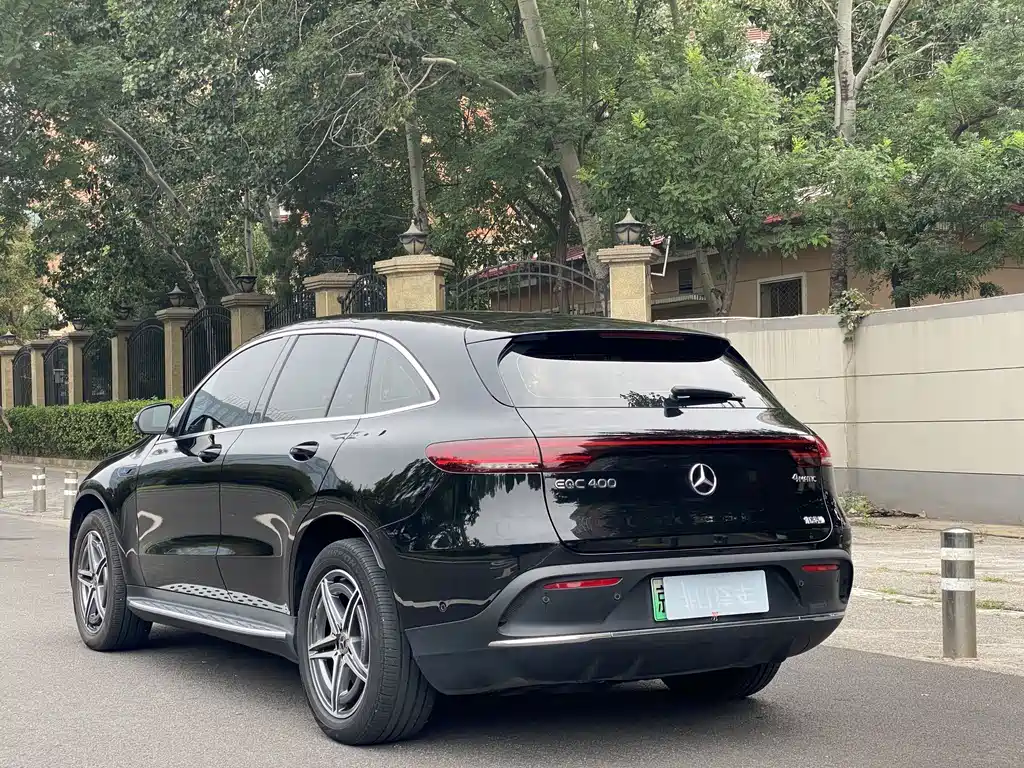 Mercedes-Benz EQC — миниатюра 3