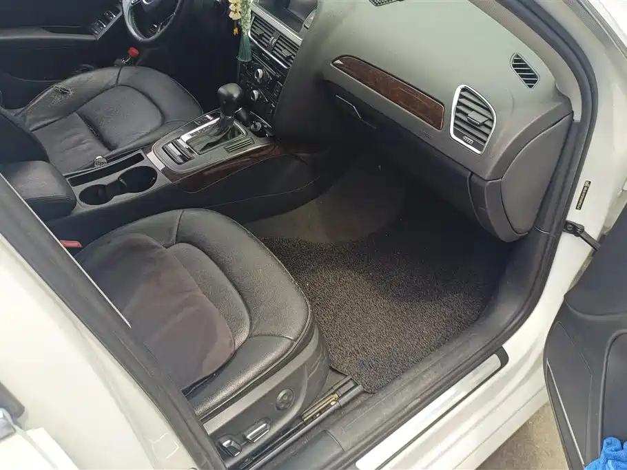 Audi A4L 2013 35 TFSI AT