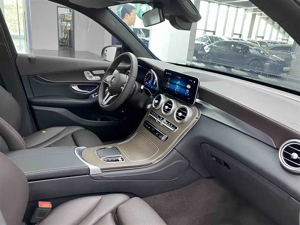 Mercedes-Benz GLC 2020 GLC 300 L 4MATIC