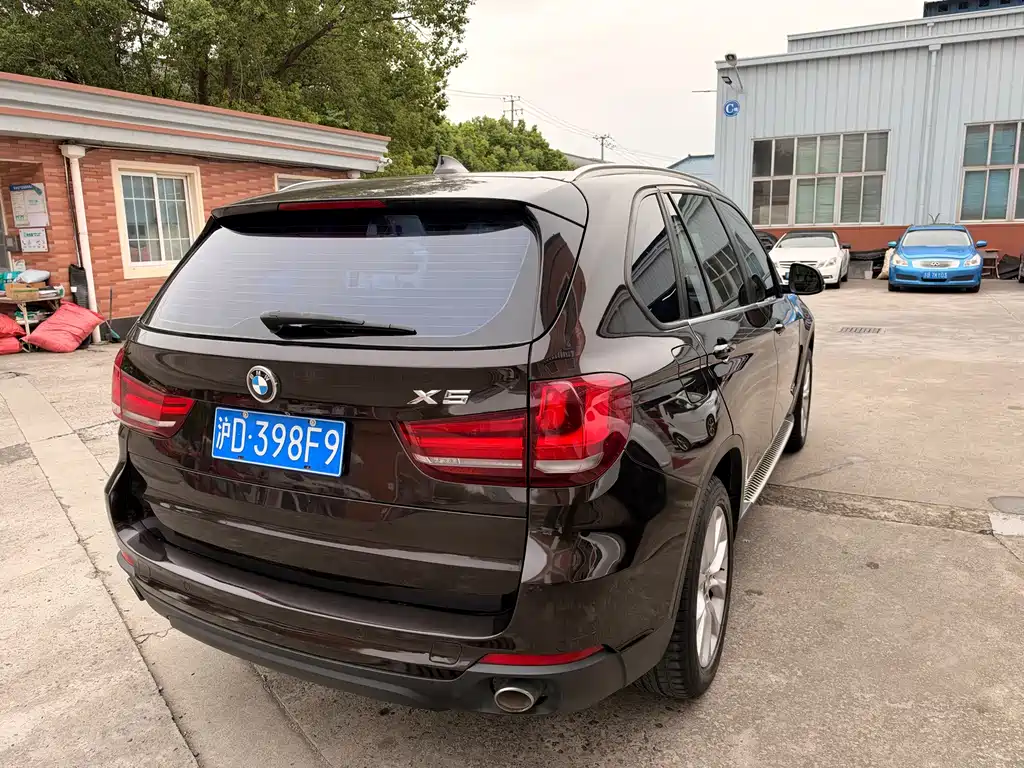 BMW X5 (Import) — миниатюра 7