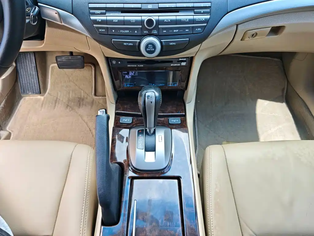 Honda Accord — миниатюра 16