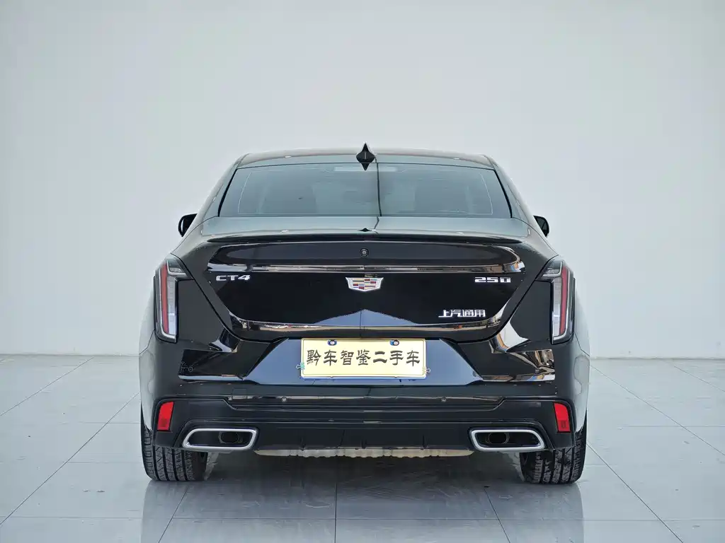 CADILLAC CT4