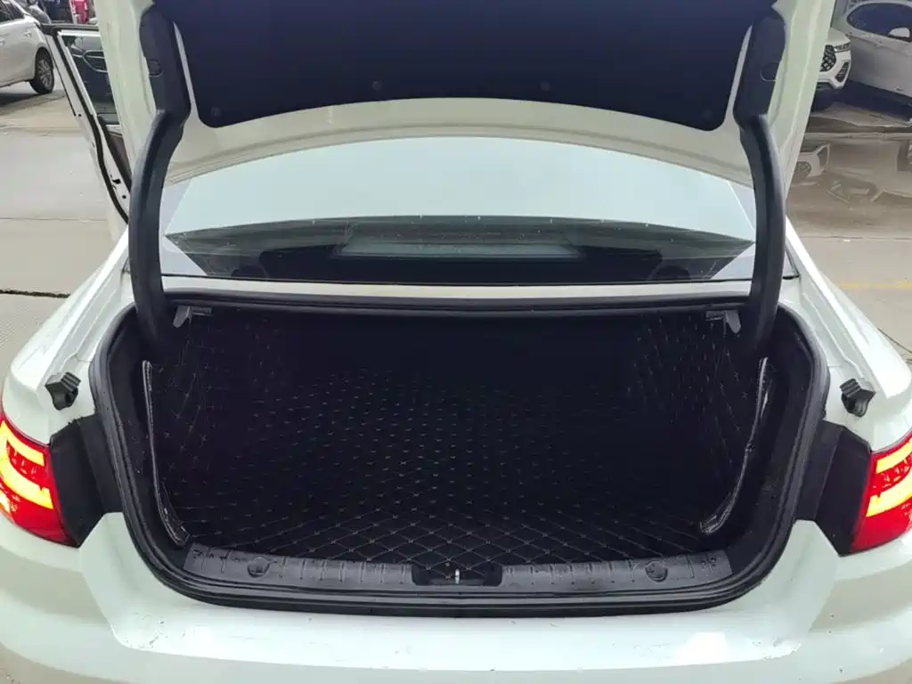 Geely Emgrand GL — миниатюра 19