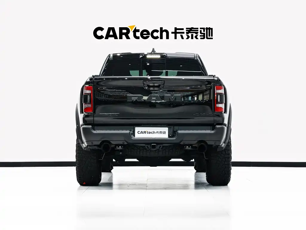 Ram Trucks 2022 6.2T AT