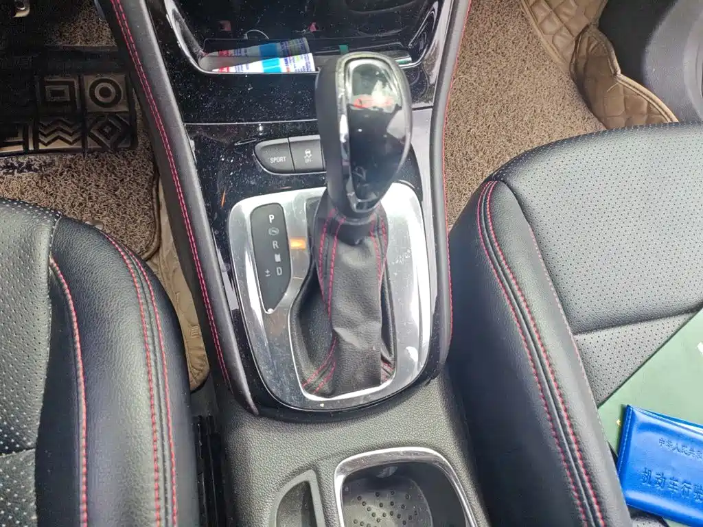 Buick Verano — миниатюра 15