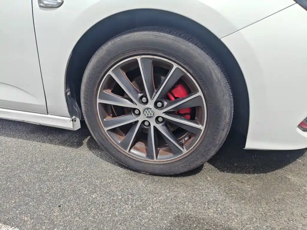 Buick Verano — миниатюра 8