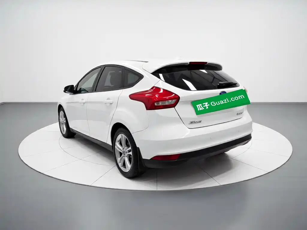 Ford Focus — миниатюра 4