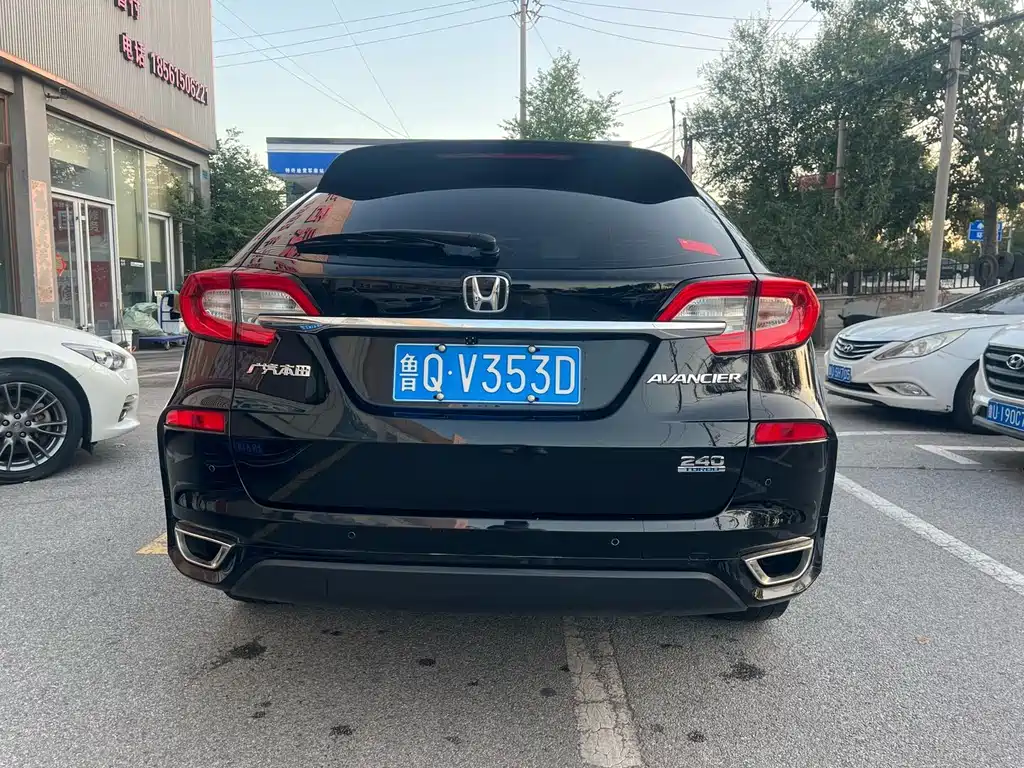 Honda Avancier — миниатюра 5