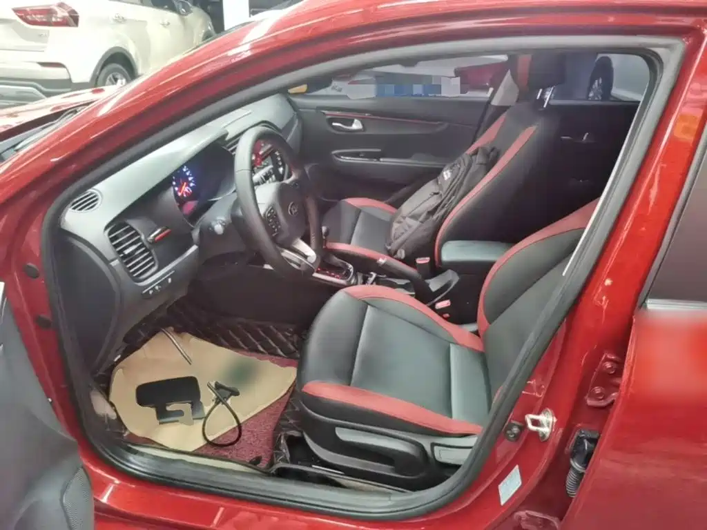 Kia KX Cross — миниатюра 15