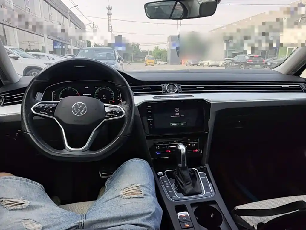 Volkswagen Magotan 2023 200 330TSI DSG Luxury