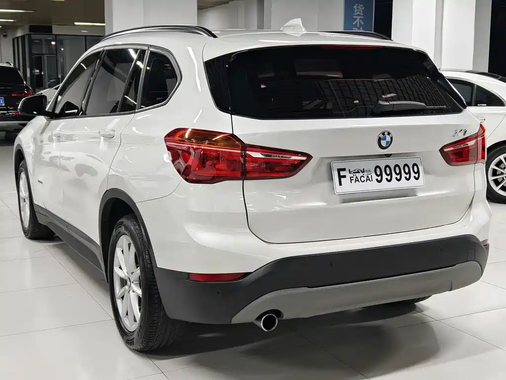 BMW X1 — миниатюра 4