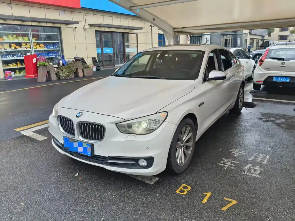 BMW 5 Series GT 2015
