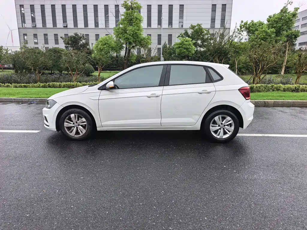 Volkswagen Polo — миниатюра 11